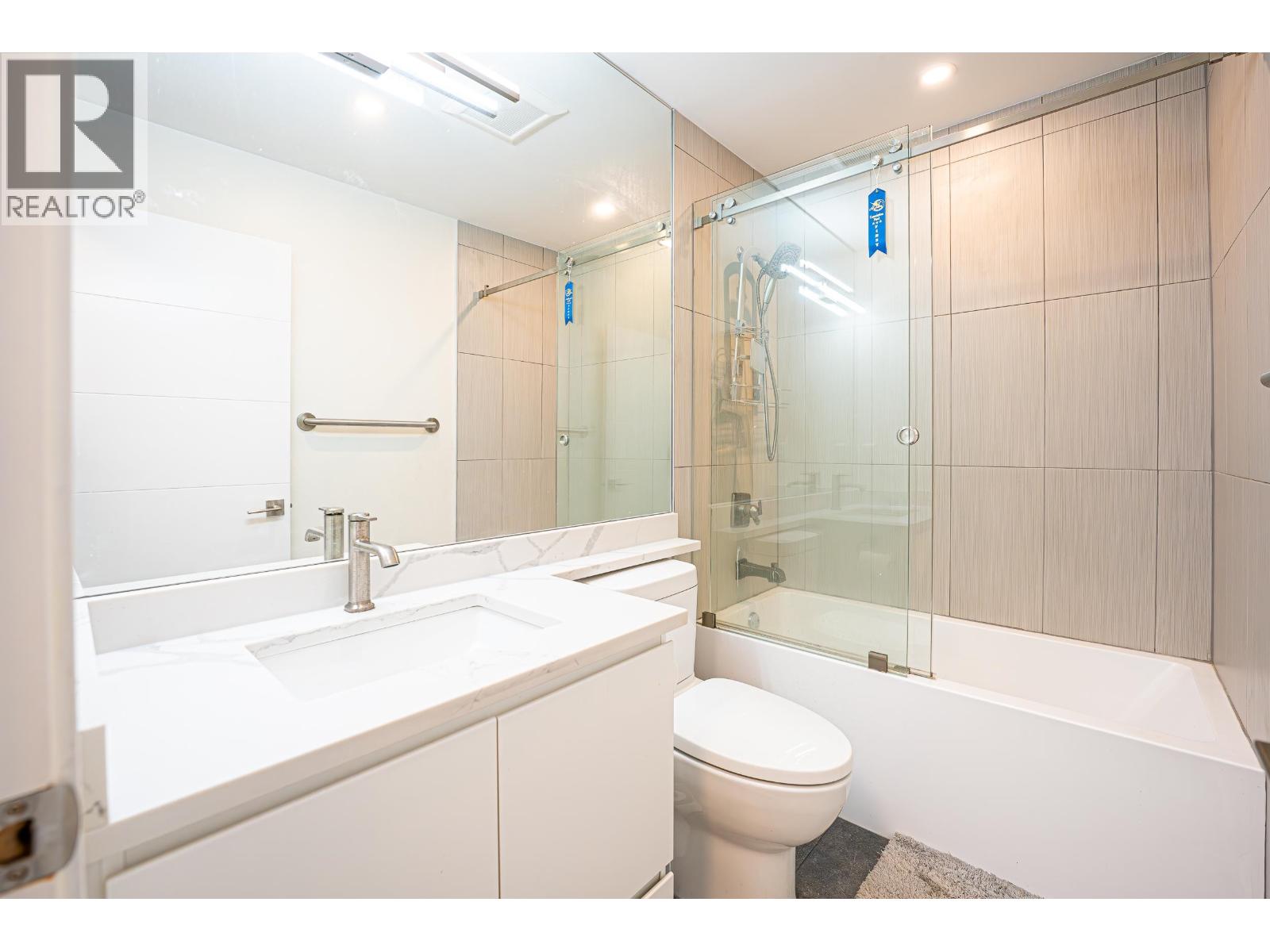180 1140 Castle Crescent Property Photo 27