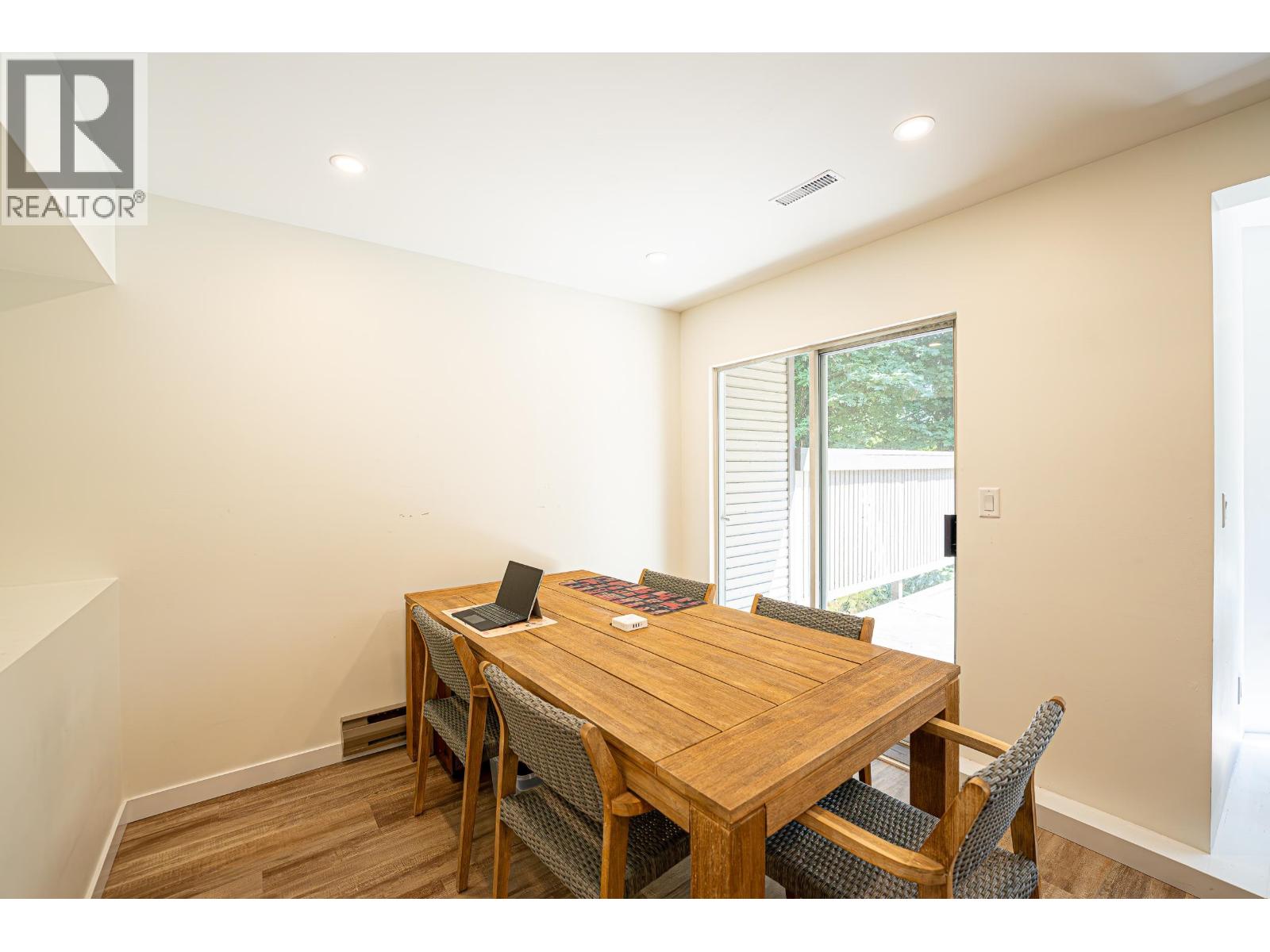 180 1140 Castle Crescent Property Photo 30
