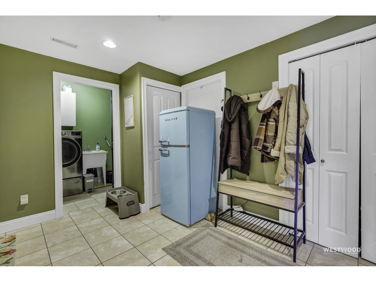 45965 Weeden Drive Property Photo 32