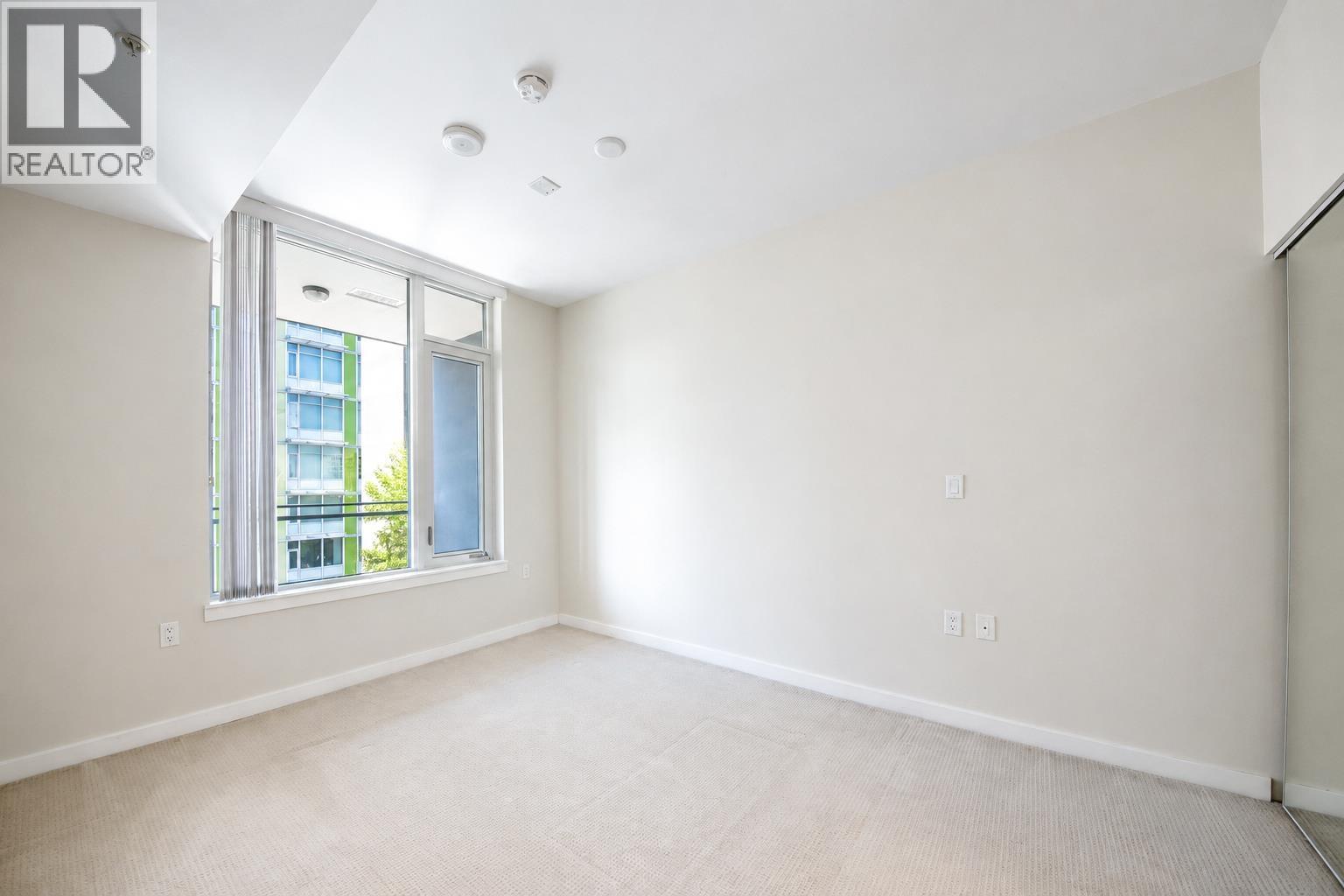 812 8688 Hazelbridge Way Property Photo 6
