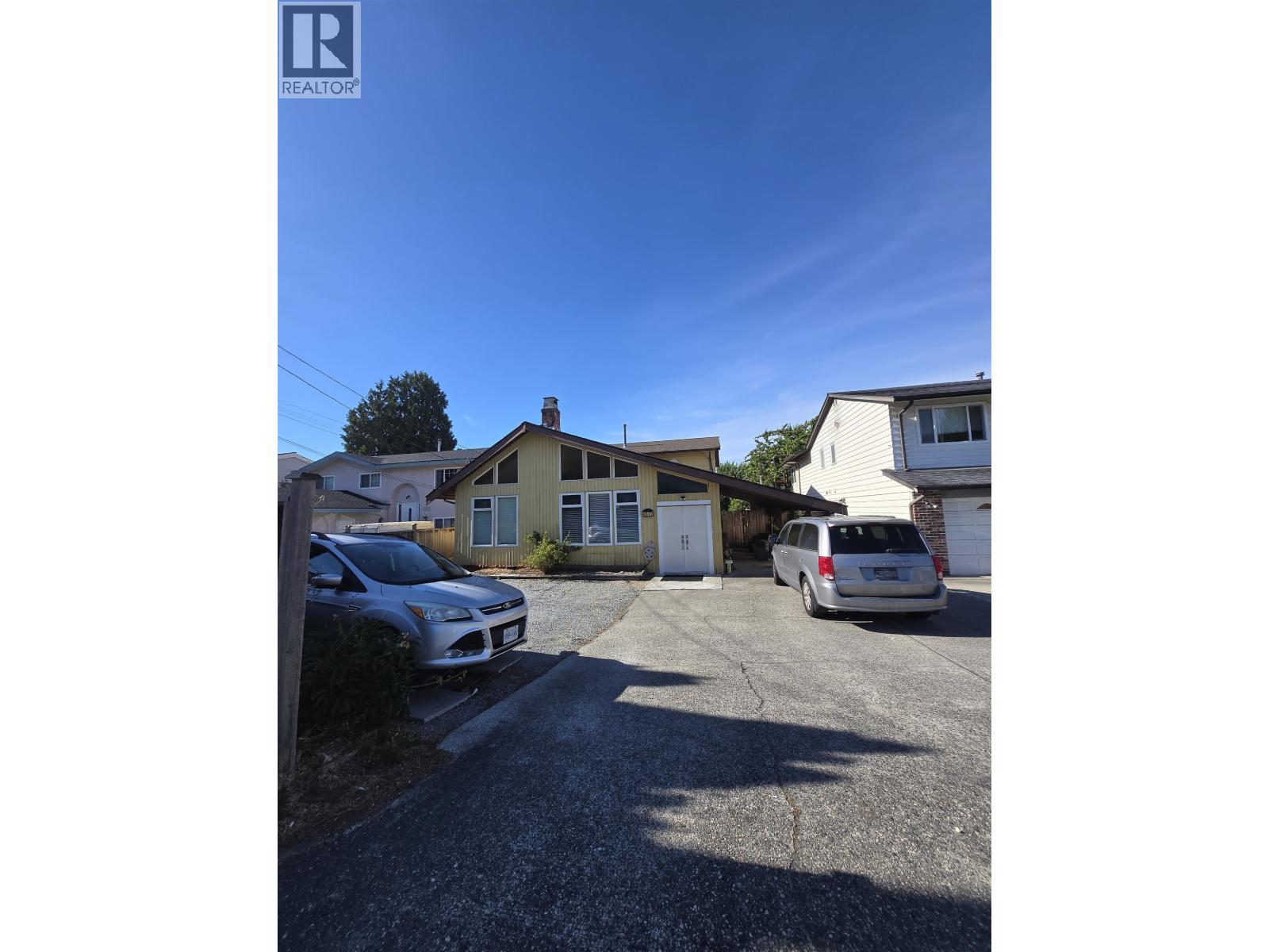 4371 Steveston Highway Property Photo 2