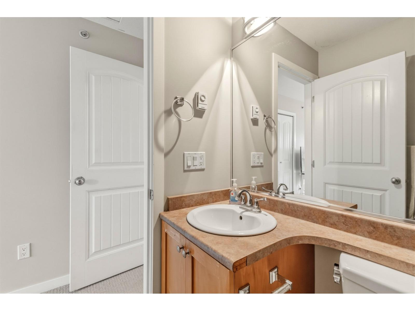17 20159 68 Avenue Property Photo 23