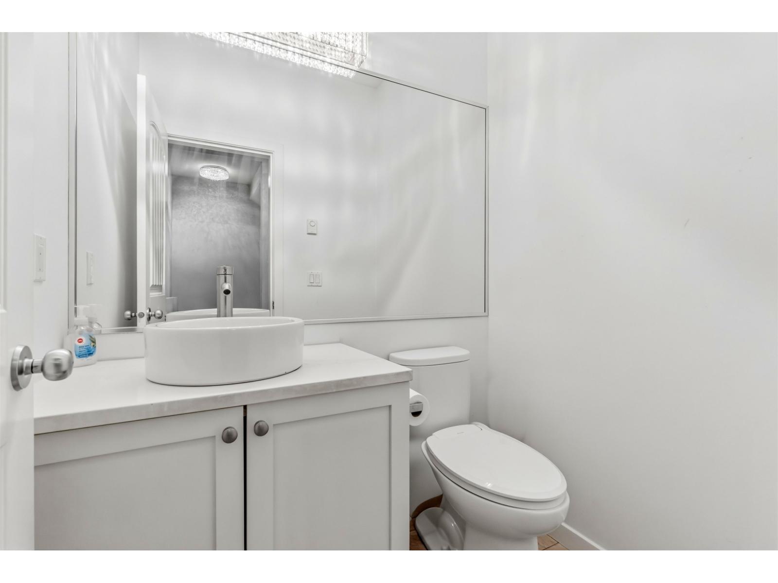 17 20159 68 Avenue Property Photo 28