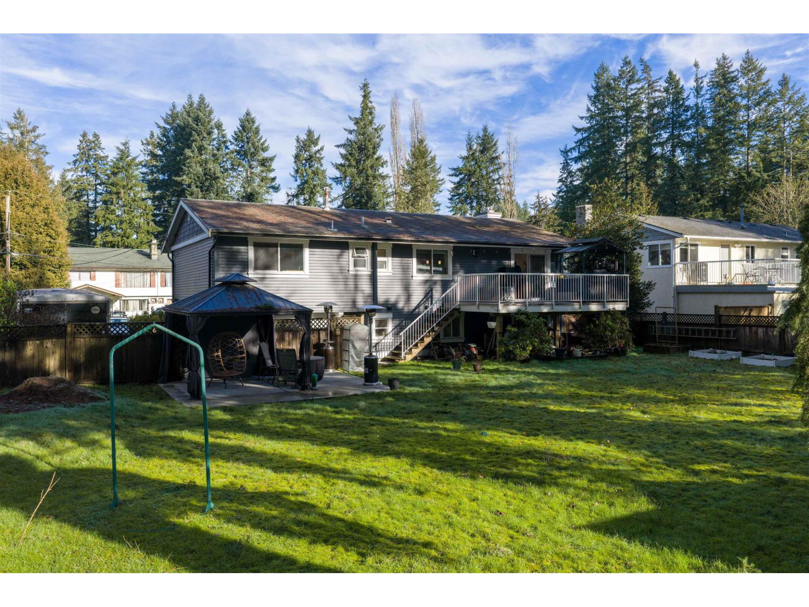 20754 39a Avenue Property Photo 4