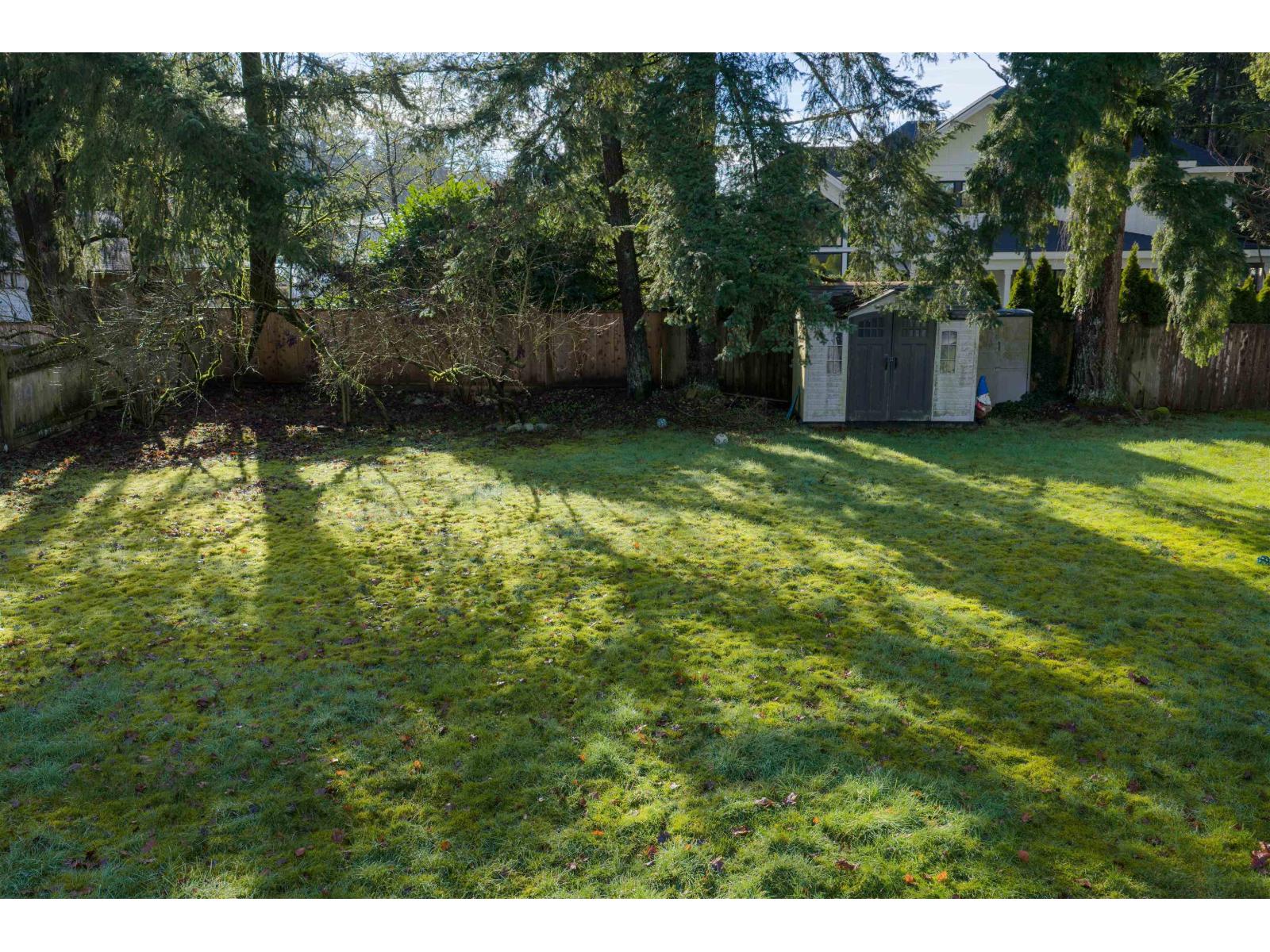 20754 39a Avenue Property Photo 7