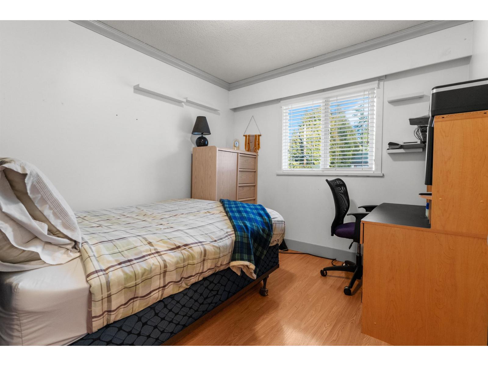 20754 39a Avenue Property Photo 17