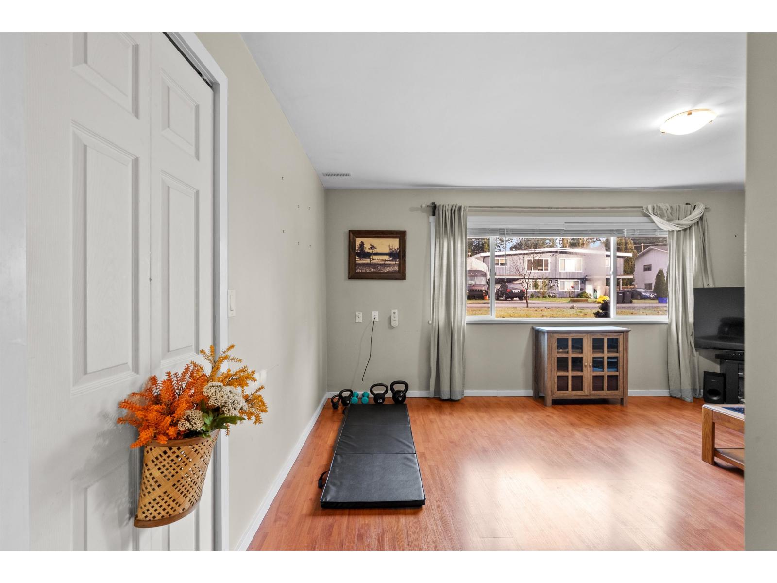 20754 39a Avenue Property Photo 25