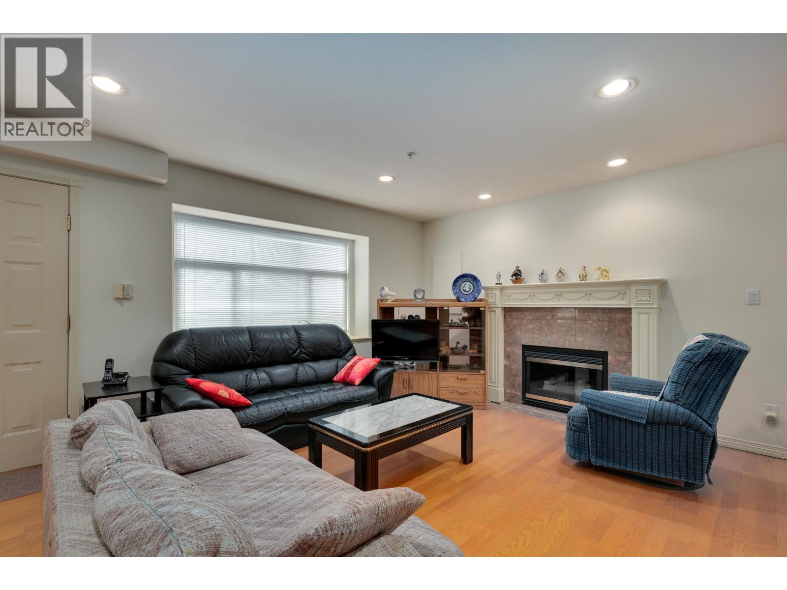 8369 Shaughnessy Street Property Photo 2