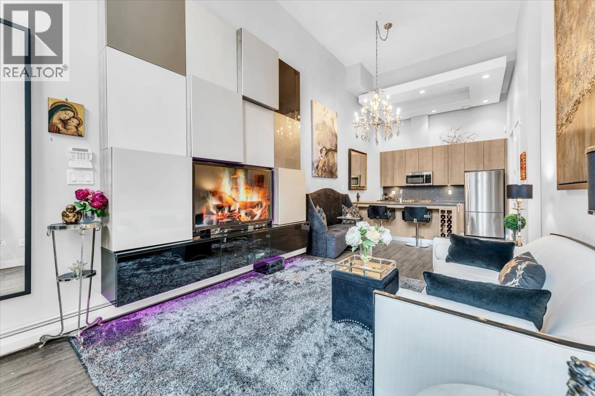 1762 ONTARIO STREET Property Photo 1