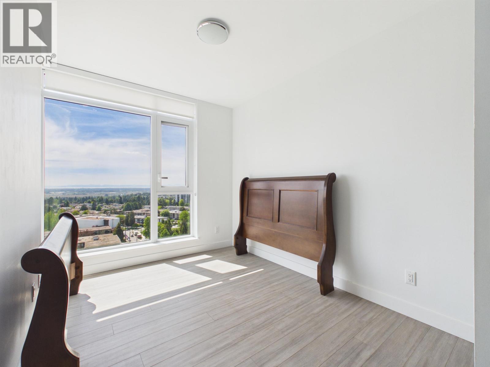 1601 6398 Silver Avenue Property Photo 19
