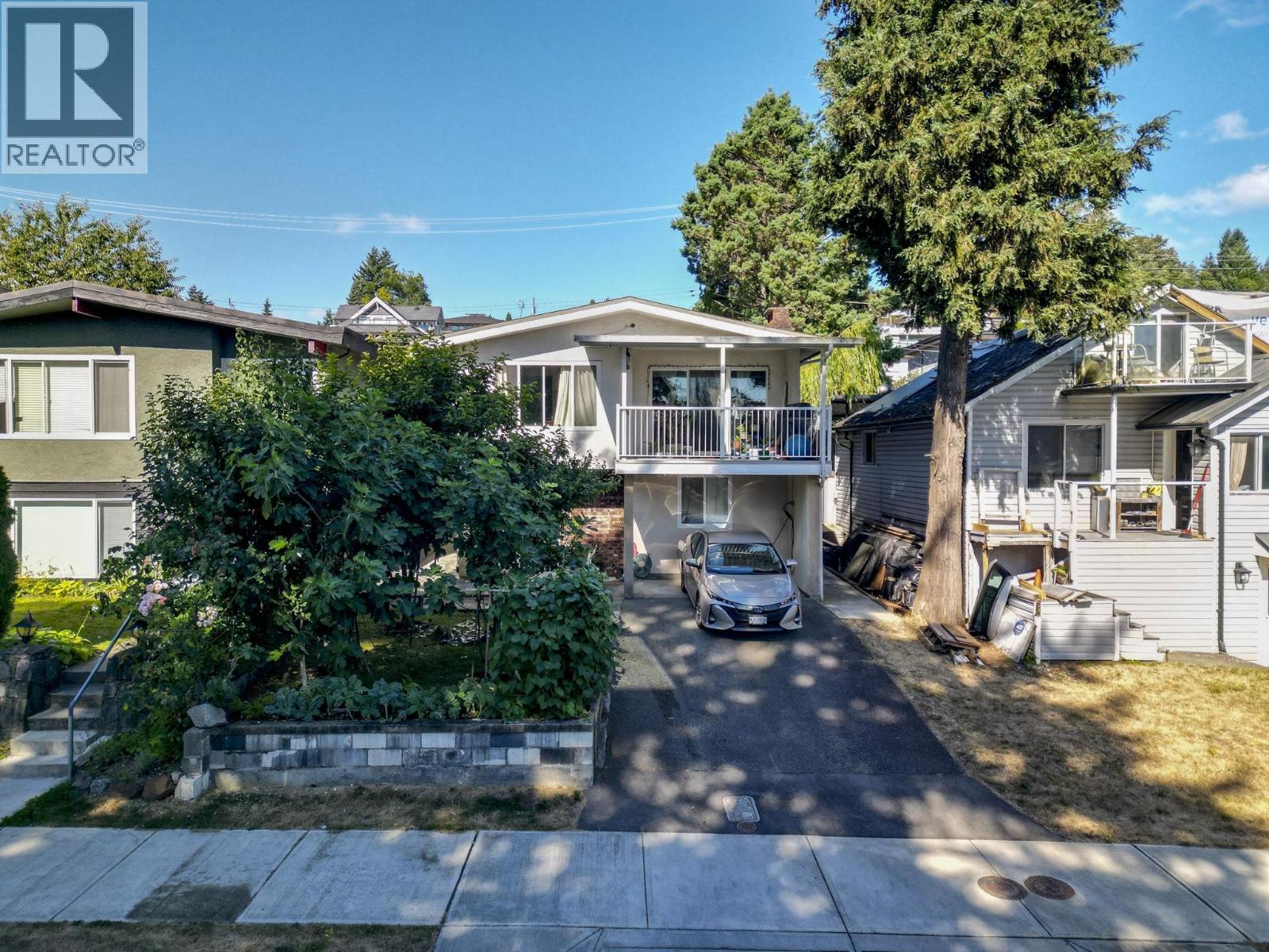 45 N Stratford Avenue Property Photo 1