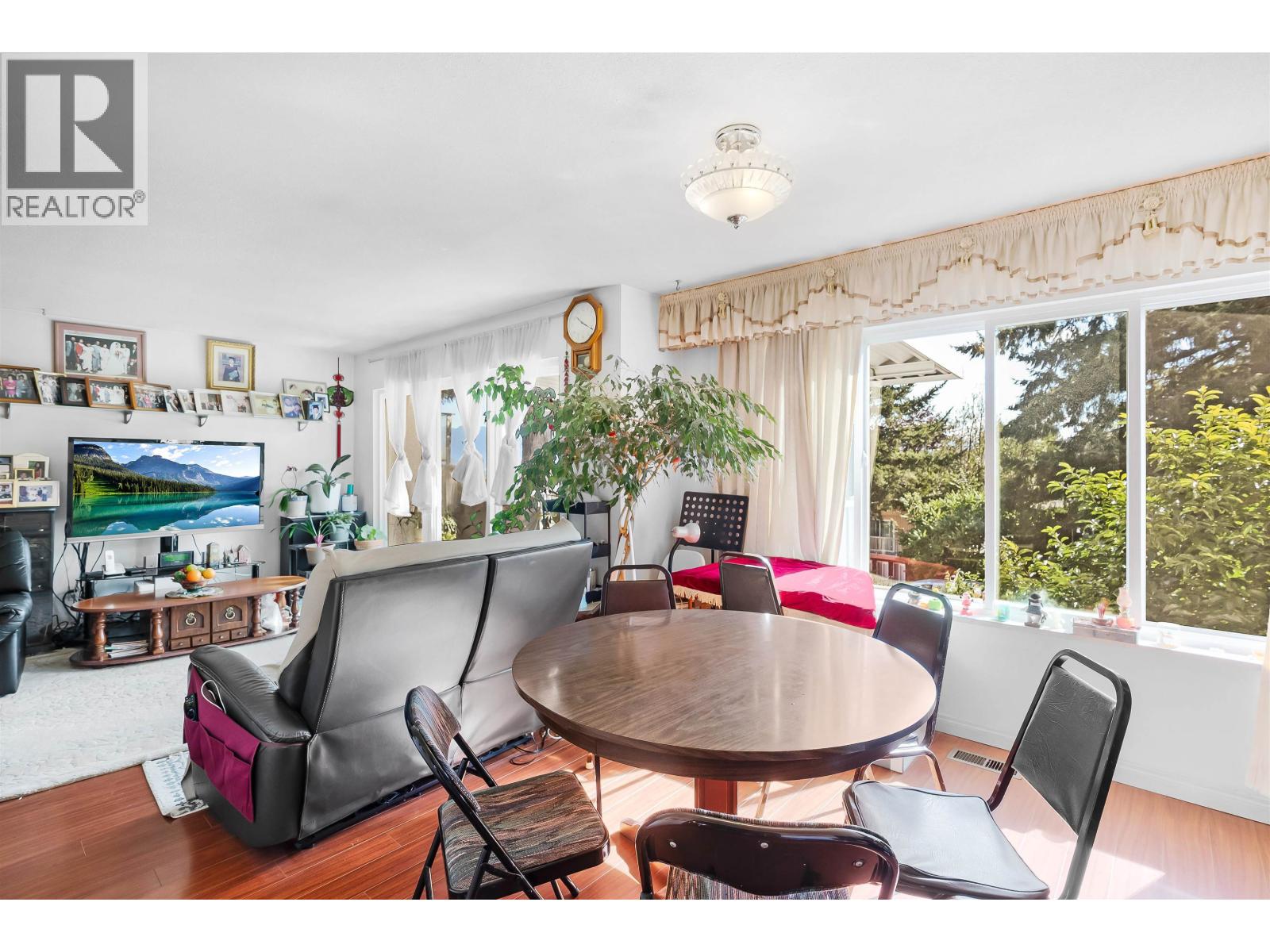 45 N Stratford Avenue Property Photo 12