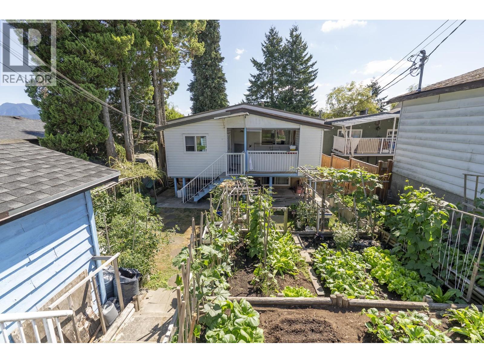 45 N Stratford Avenue Property Photo 25