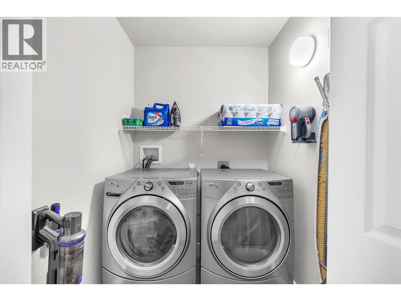 5 2382 Parkway Boulevard Property Photo 24