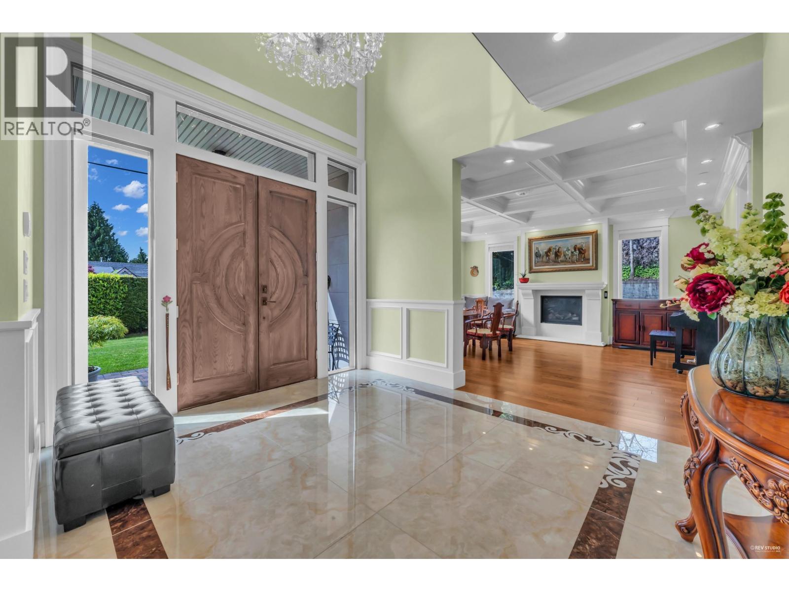 1835 Mathers Avenue Property Photo 2