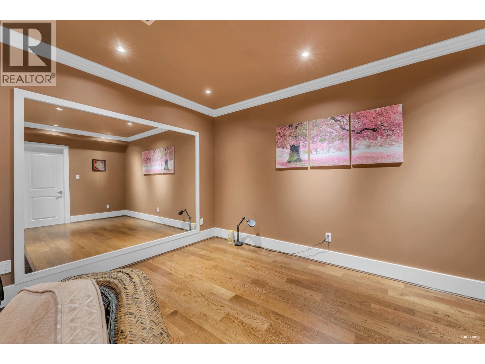 1835 Mathers Avenue Property Photo 32