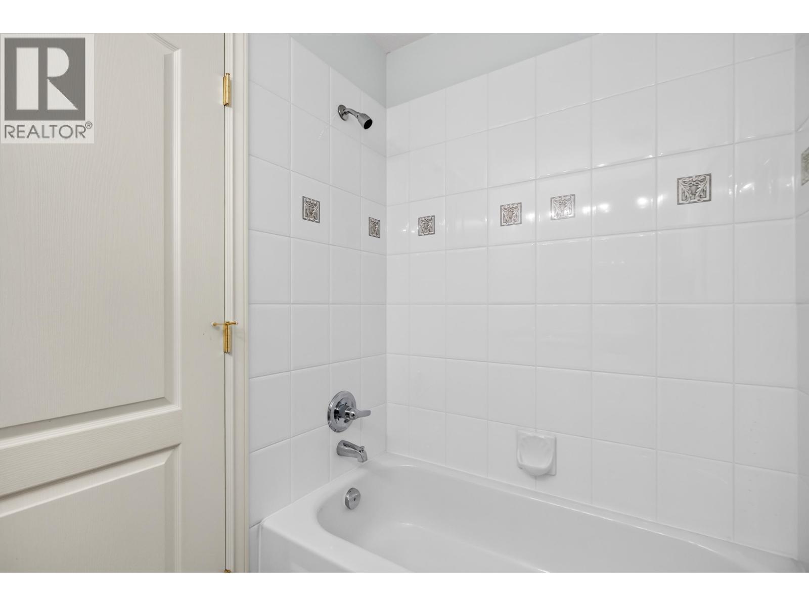 7 688 Citadel Drive Property Photo 30