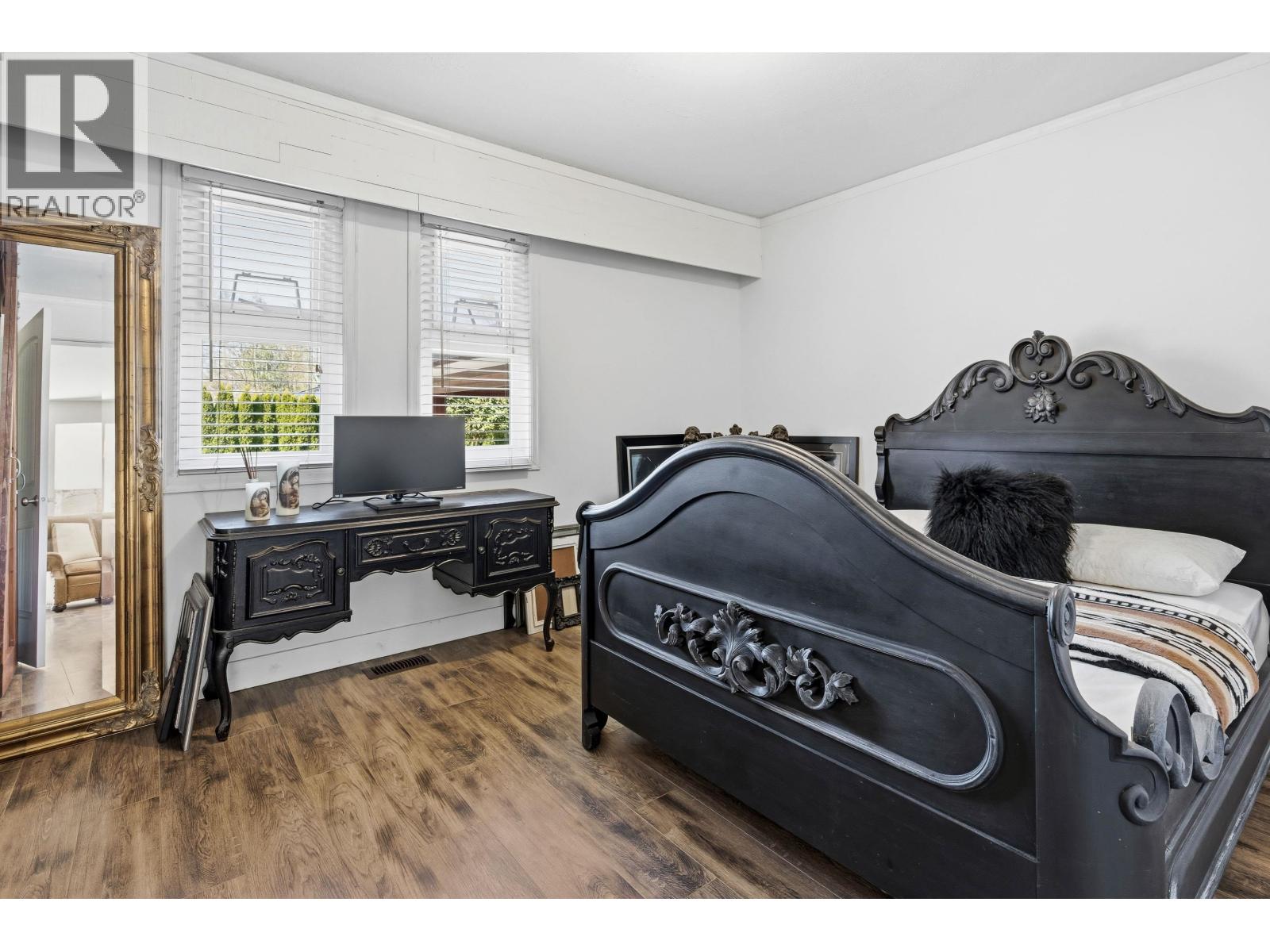 12082 261 Street Property Photo 20