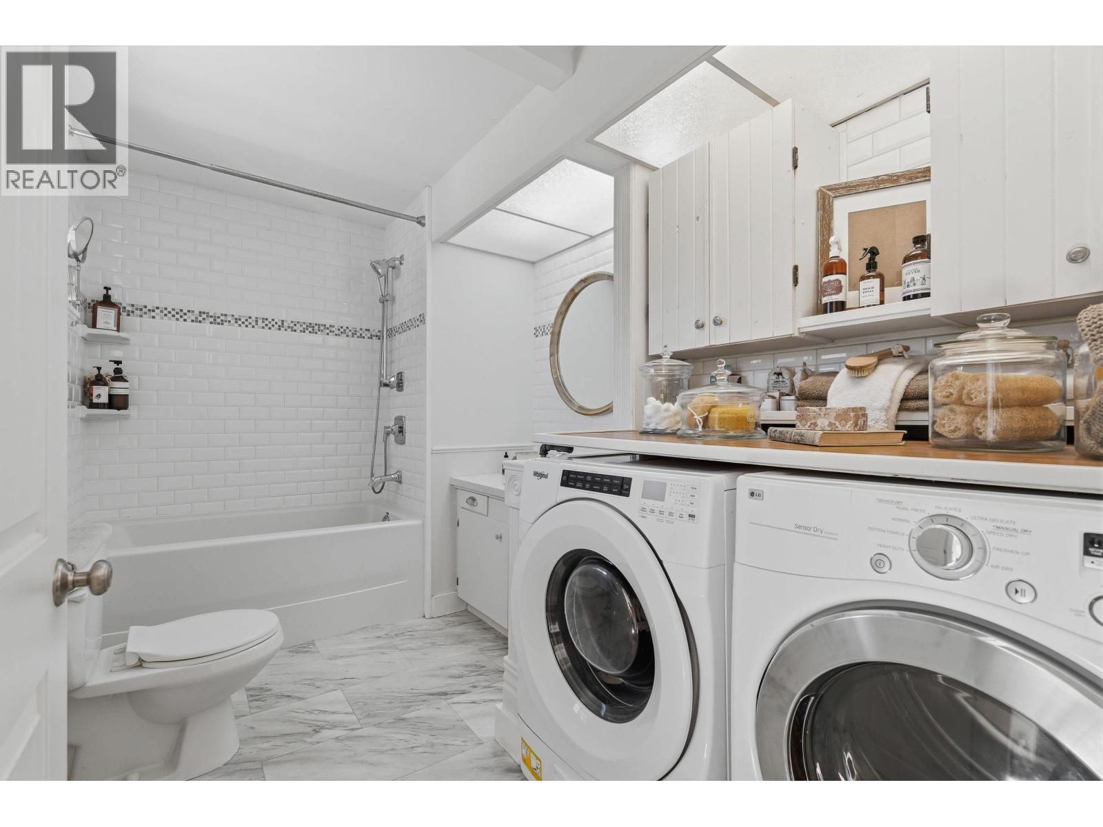 12082 261 Street Property Photo 26