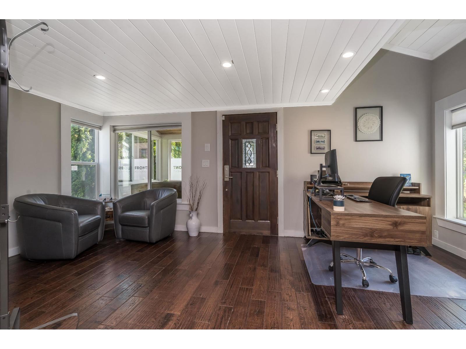 4827 216a Street Property Photo 4