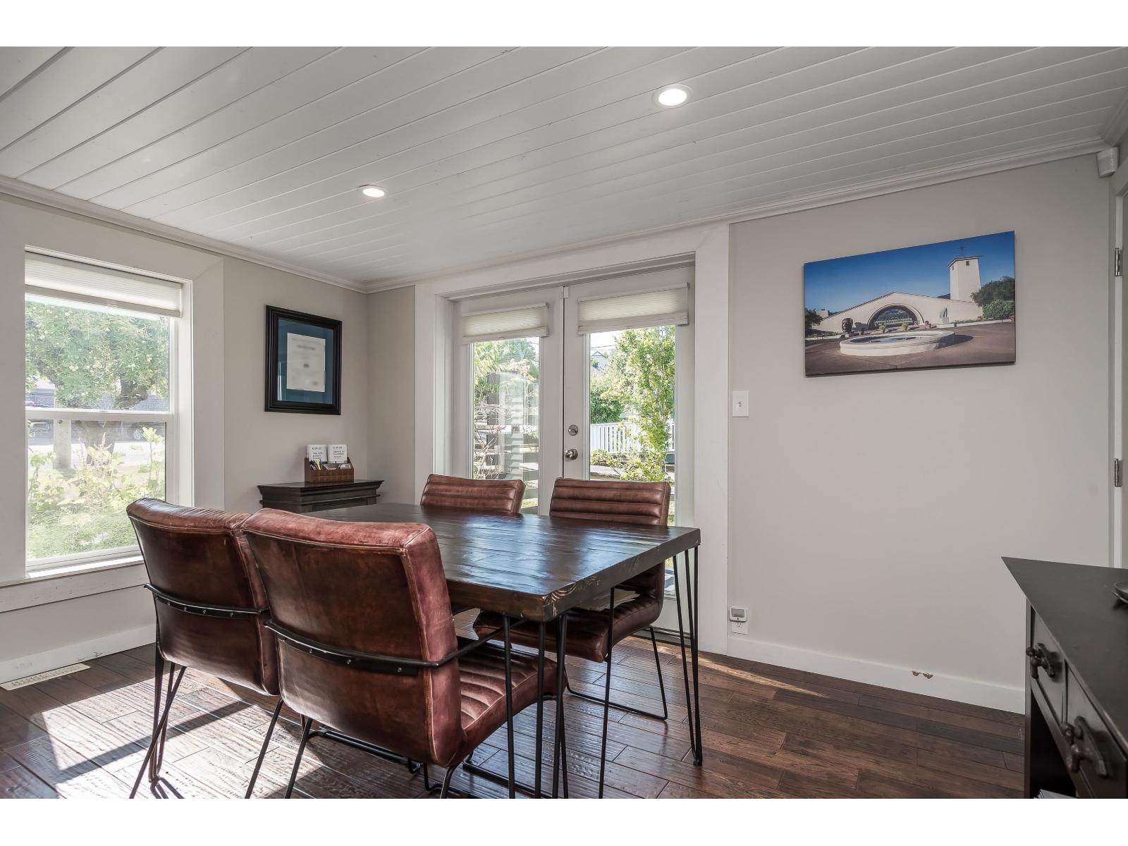 4827 216a Street Property Photo 12