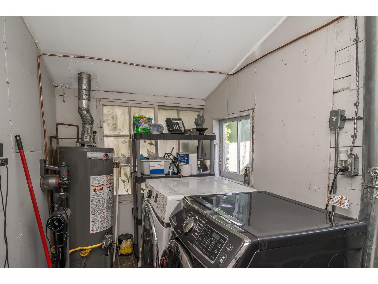 4827 216a Street Property Photo 13