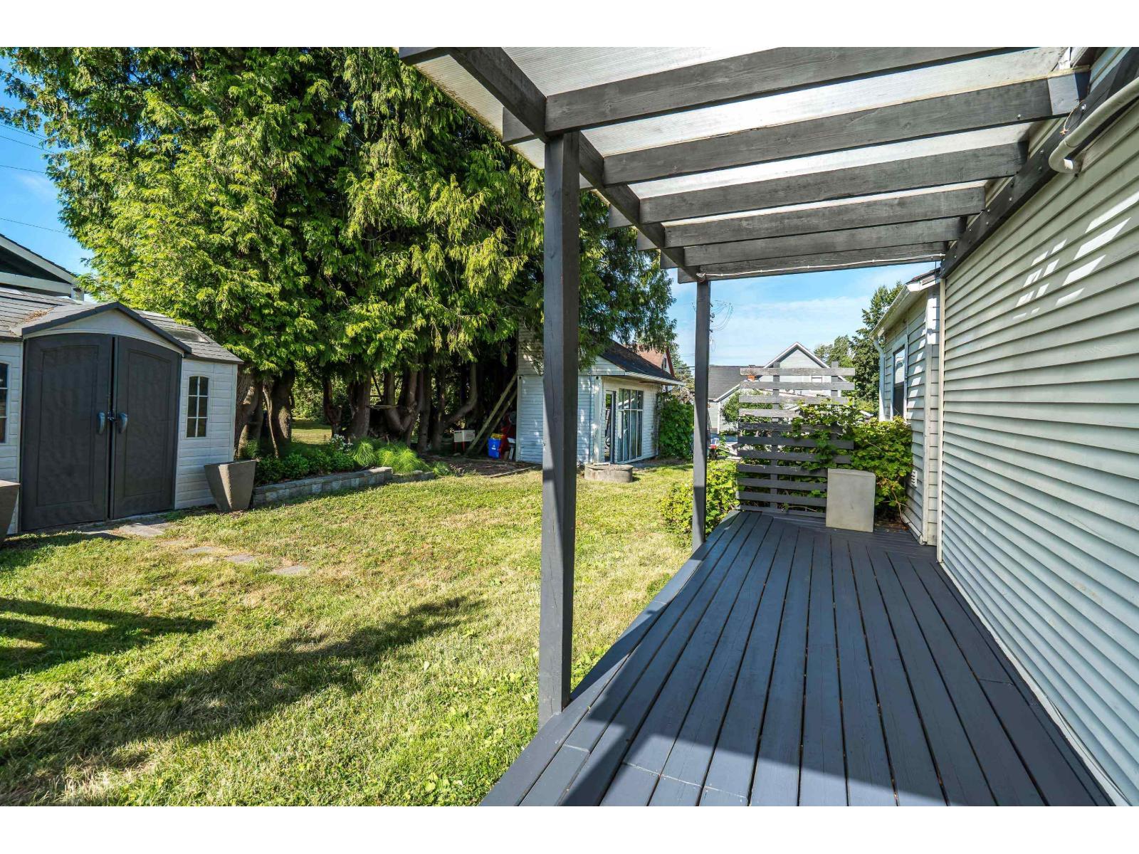 4827 216a Street Property Photo 22