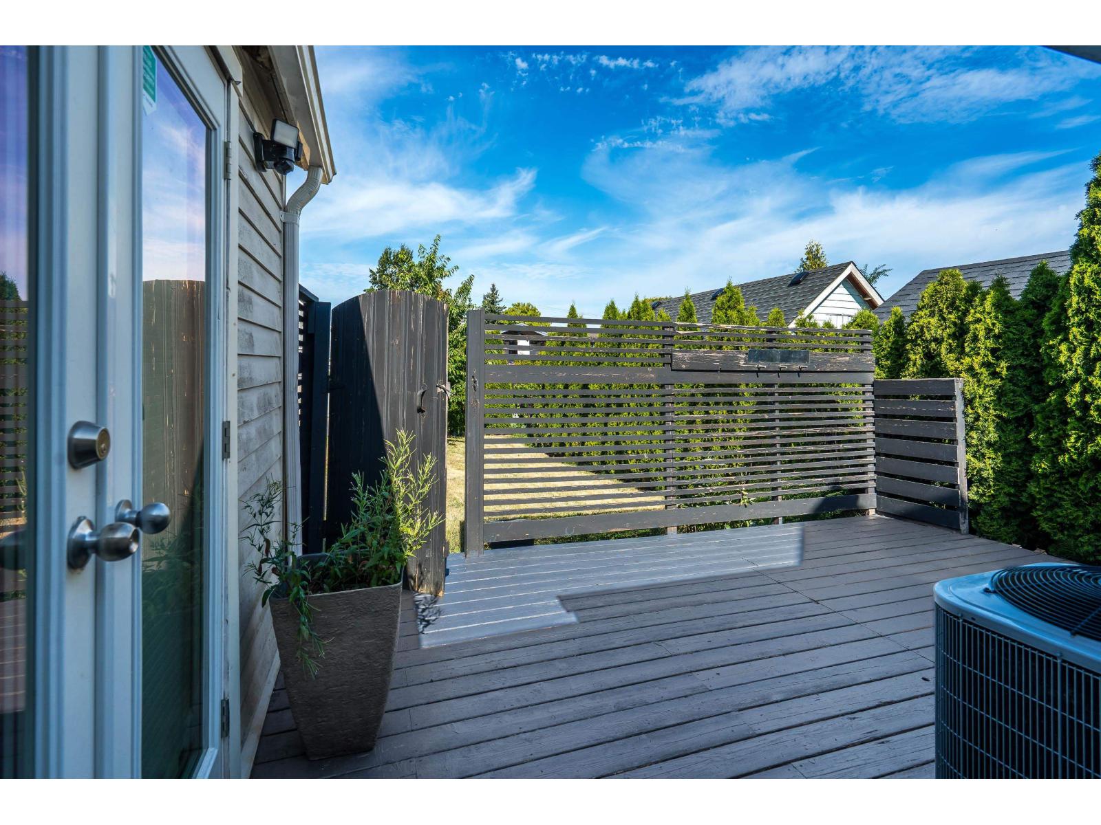 4827 216a Street Property Photo 23