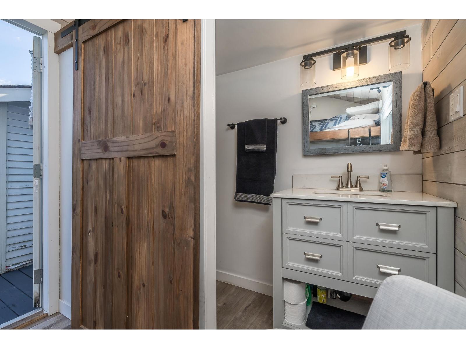 4827 216a Street Property Photo 25