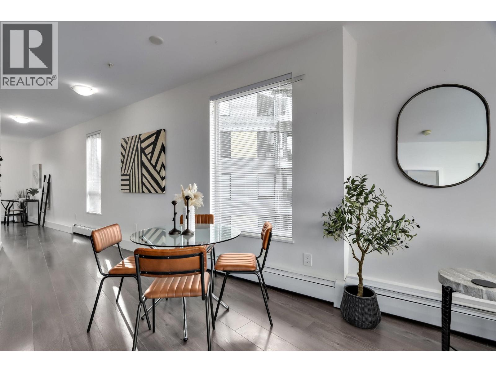 313 417 Great Northern Way Property Photo 12