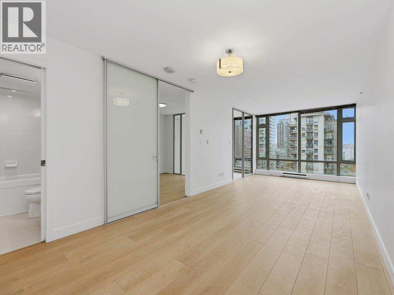 903 1255 Seymour Street Property Photo 6