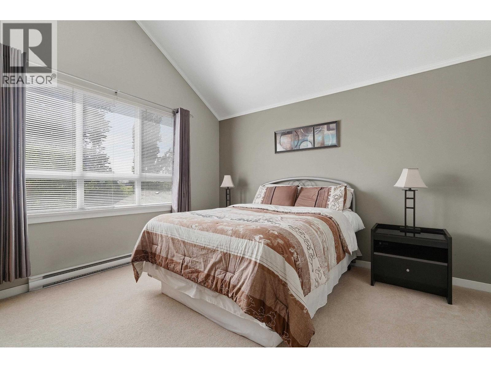 158 Dockside Court Property Photo 8