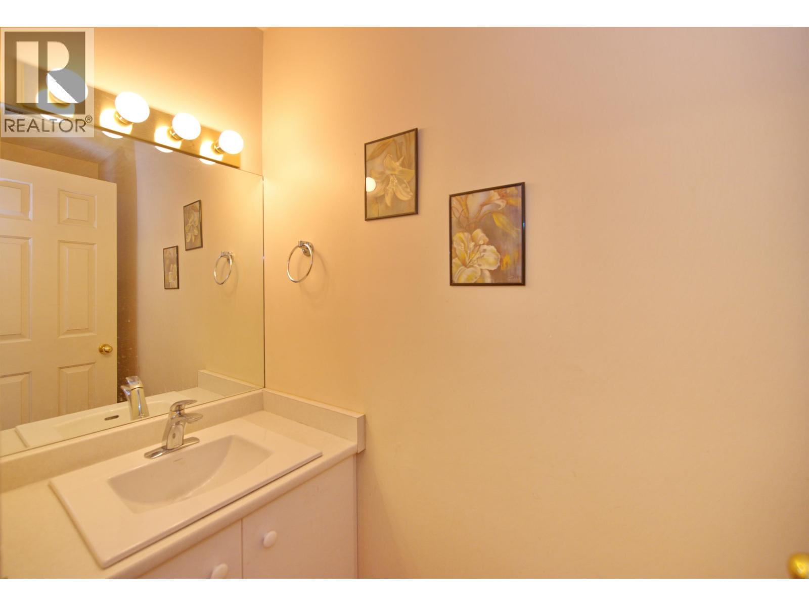 6343 Crescent Place Property Photo 17