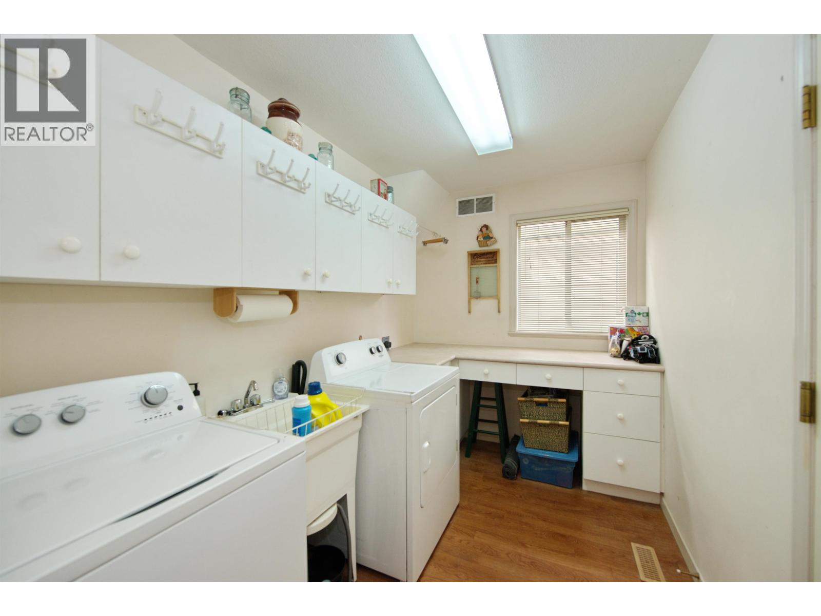 6343 Crescent Place Property Photo 21