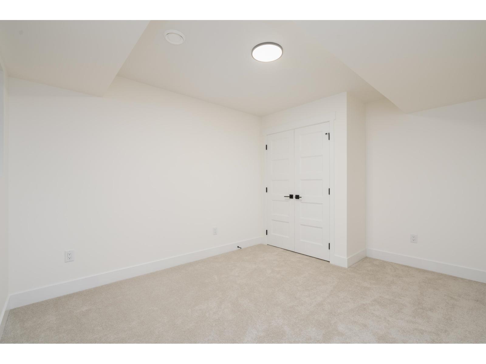 10108 Elderberry Crescent Property Photo 27