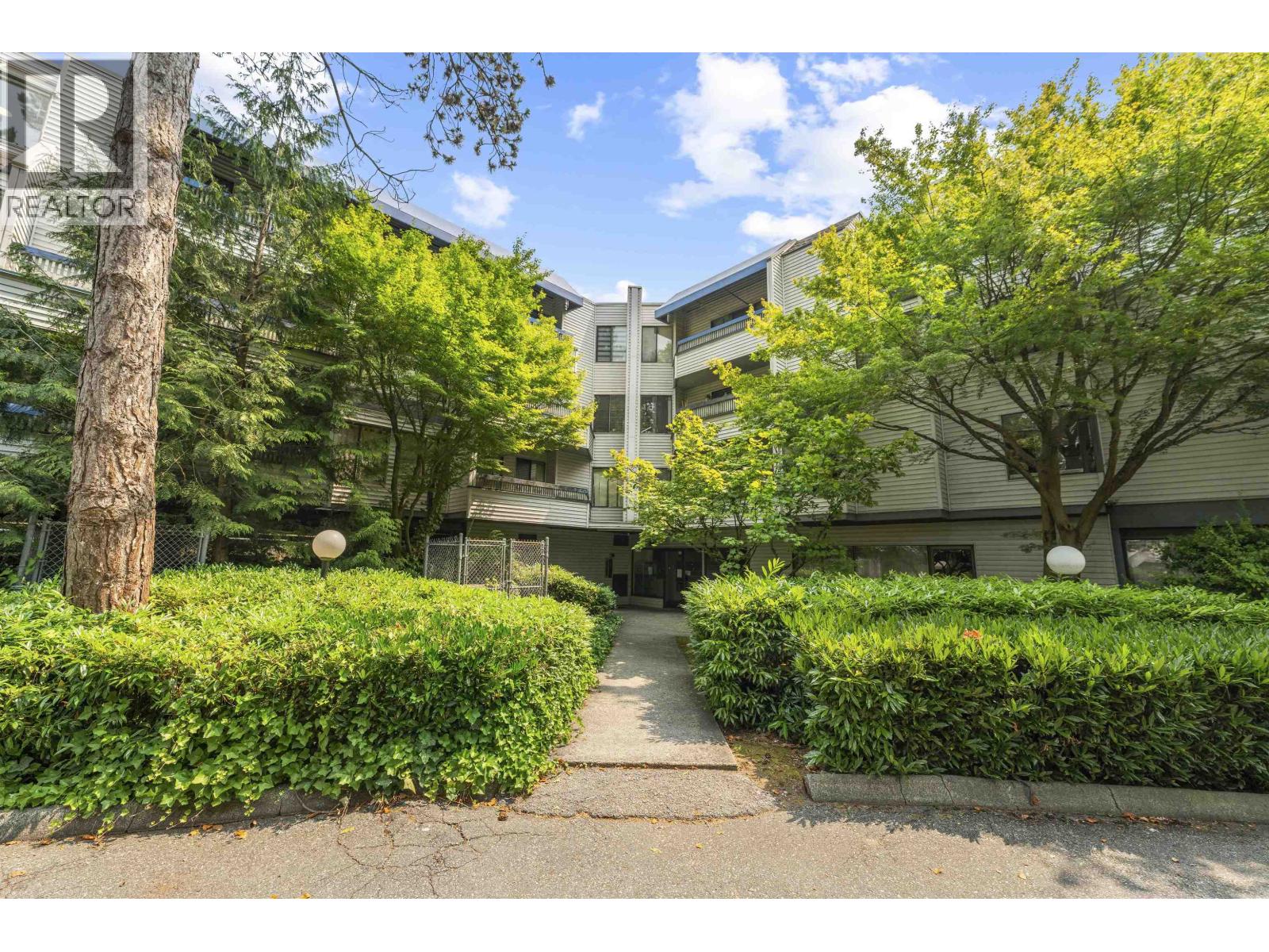 302 5800 Cooney Road Property Photo 1
