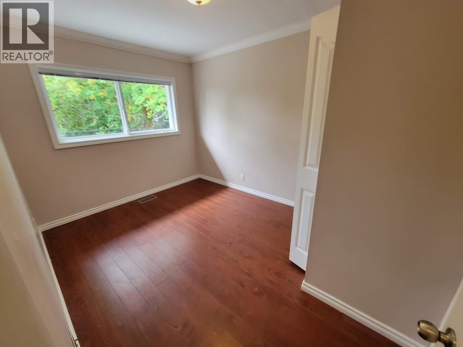 8374 11th Avenue Property Photo 9