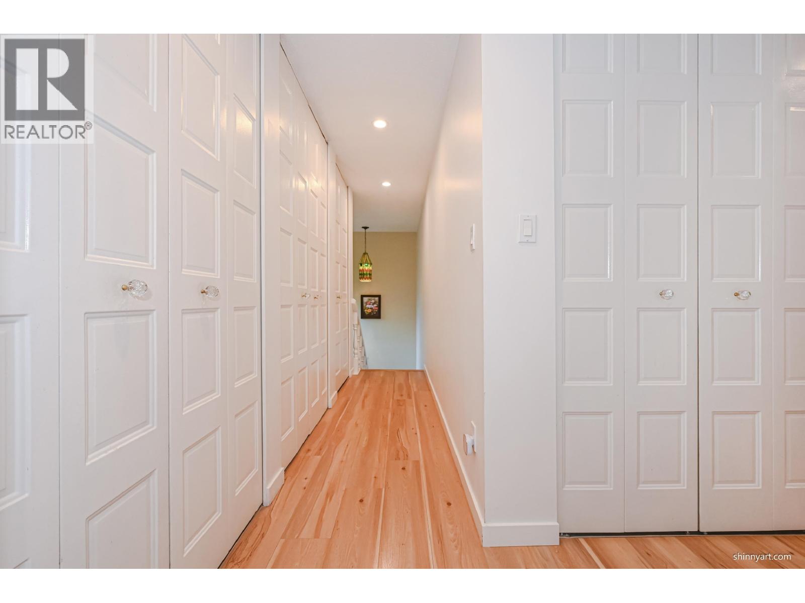 11656 Kingsbridge Drive Property Photo 6