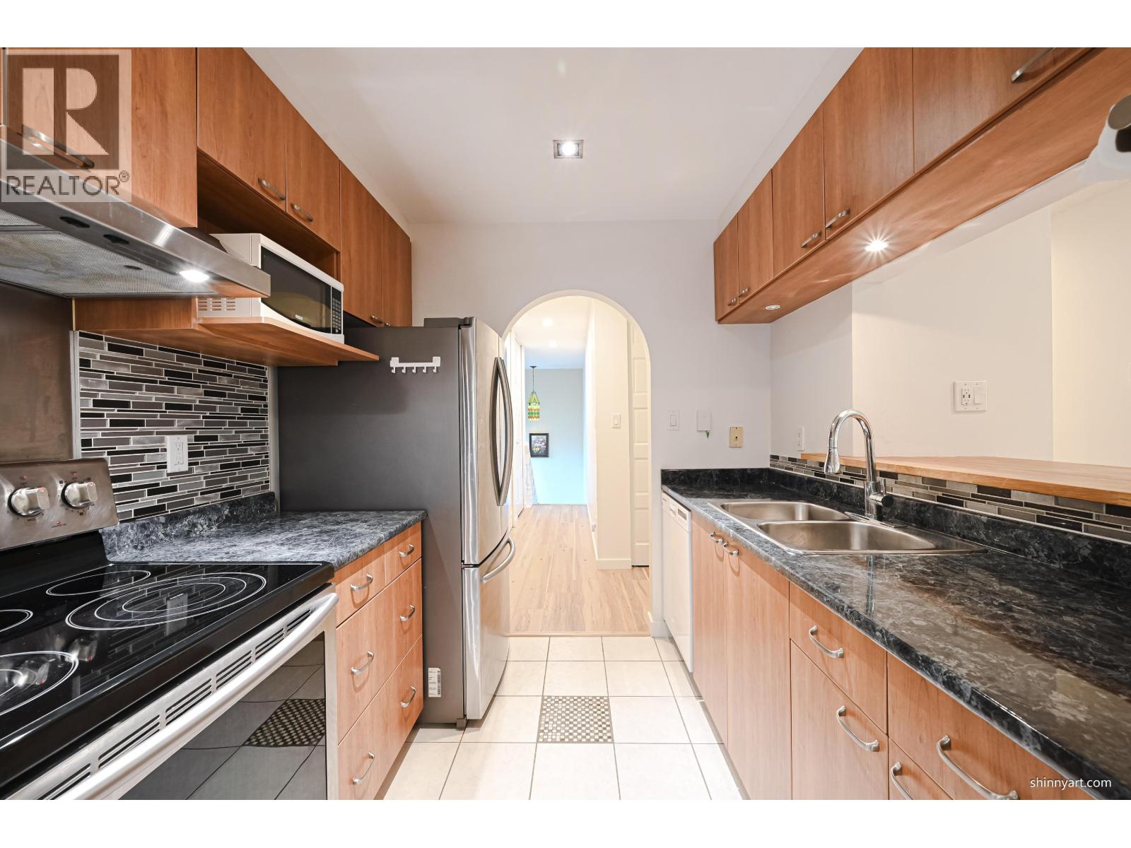 11656 Kingsbridge Drive Property Photo 10