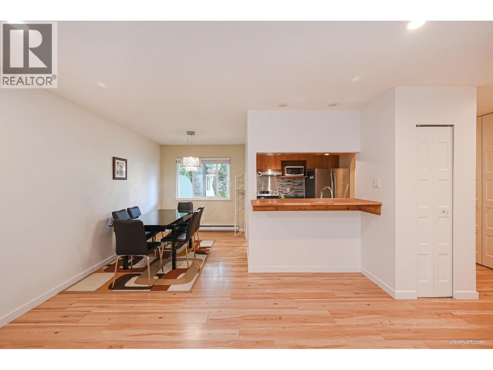 11656 Kingsbridge Drive Property Photo 13