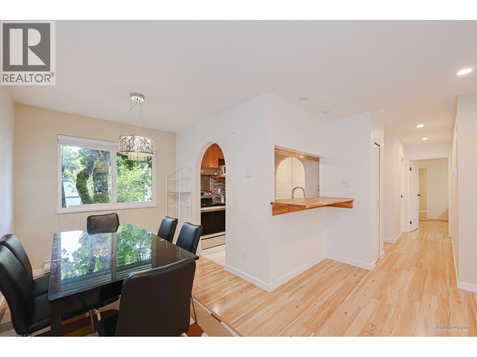 11656 Kingsbridge Drive Property Photo 15