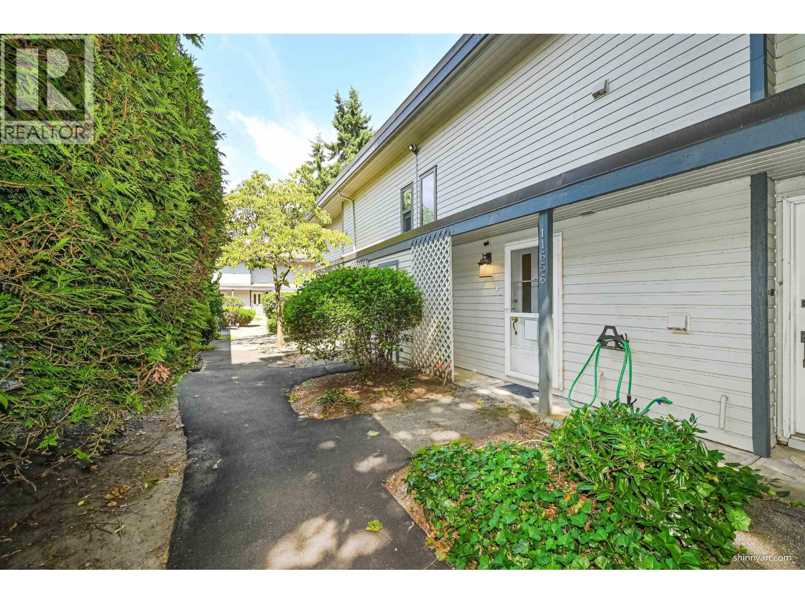 11656 Kingsbridge Drive Property Photo 28