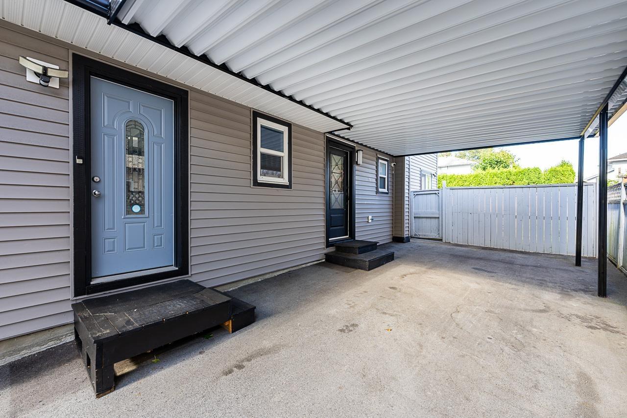 8902 142a Street Property Photo 3