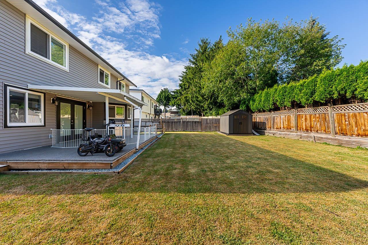 8902 142a Street Property Photo 38