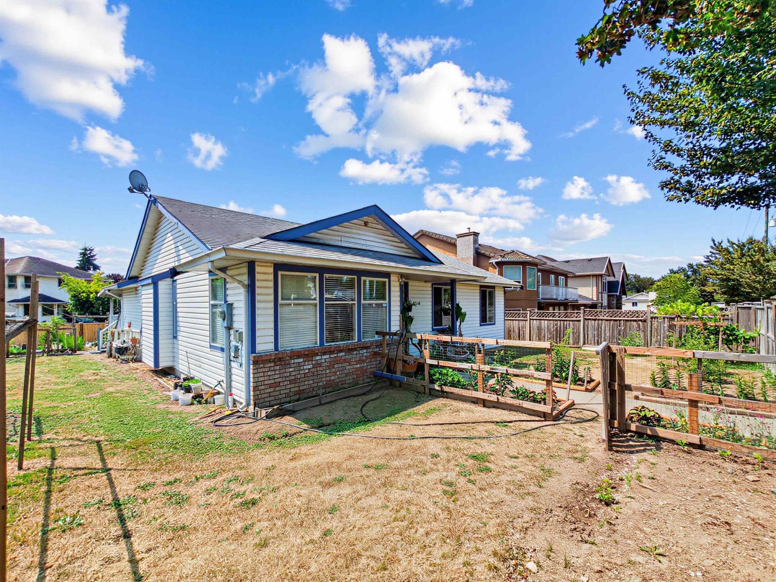 14116 88 Avenue Property Photo 2