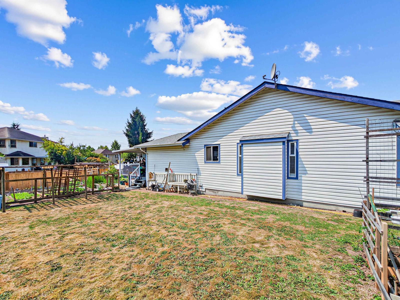 14116 88 Avenue Property Photo 4