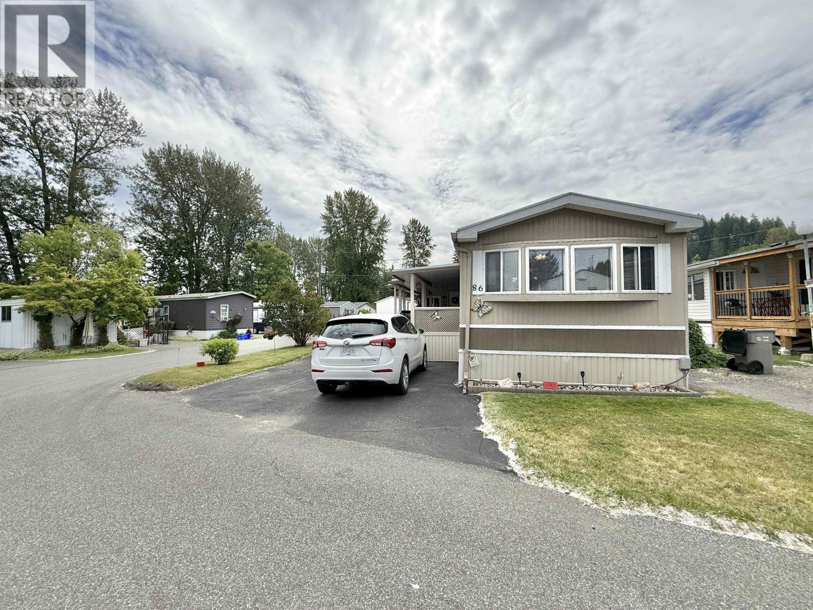86 684 North Fraser Drive Photo de la propriété 1