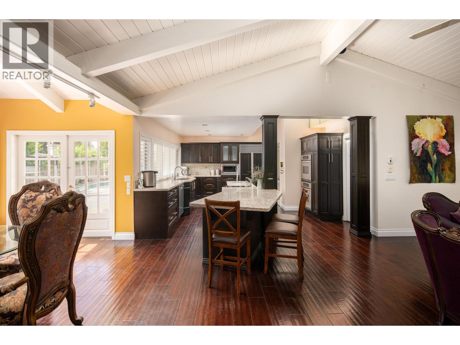 888 Pyrford Road Property Photo 16