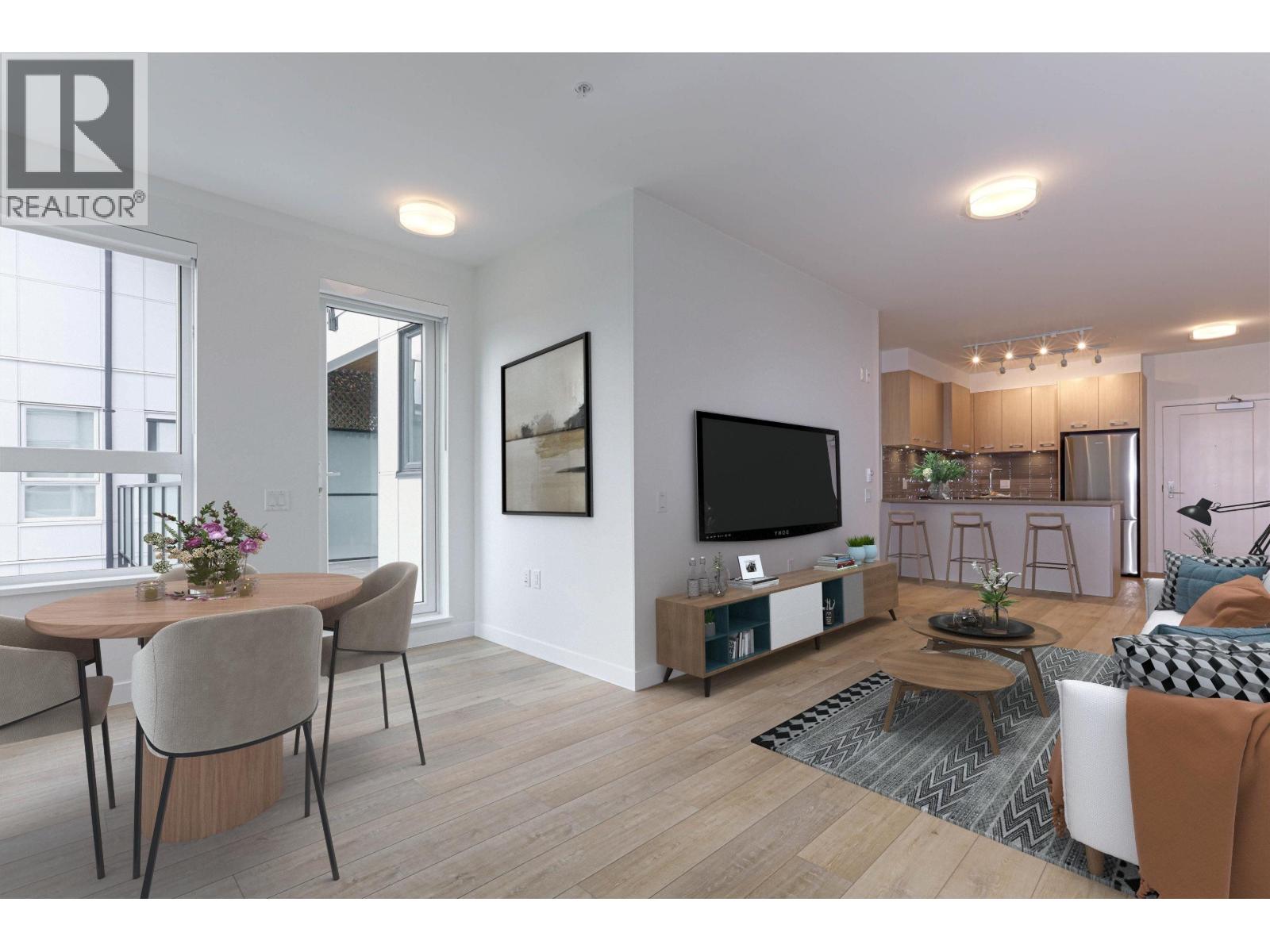 403 4933 Clarendon Street Property Photo 5