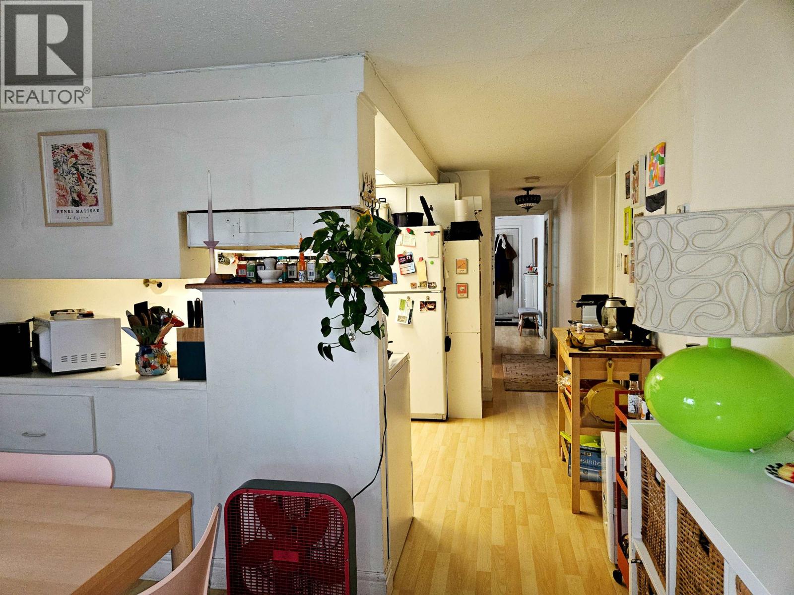 1244 E 8th Avenue Property Photo 19